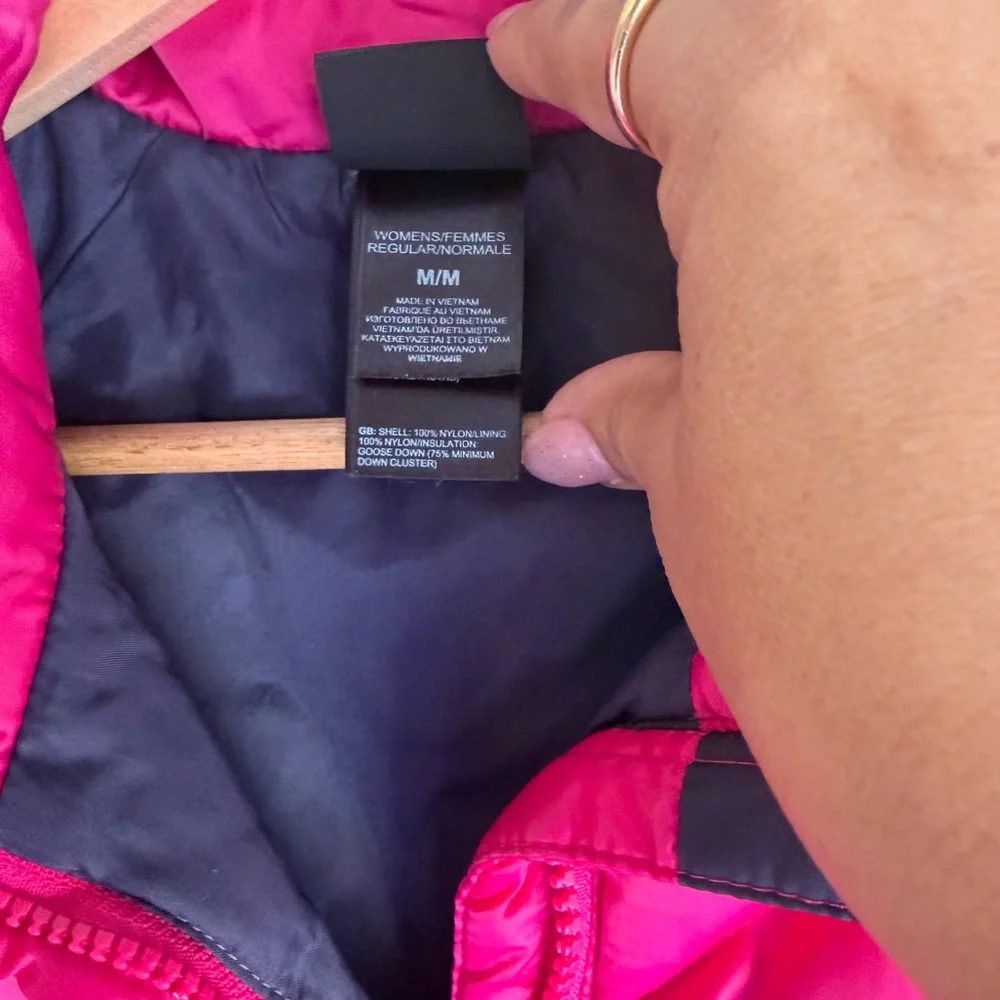 The North Face Women's Bright Pink Quilted Vest Puffer Size: M